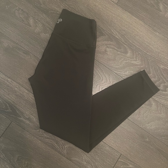 TNA Slick leggings - Picture 5 of 8